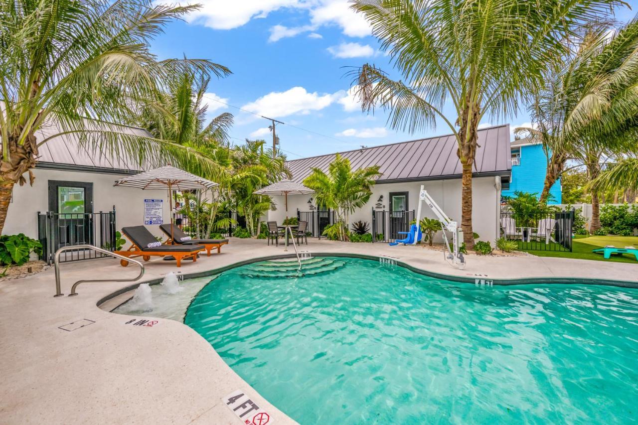 The Retreat At Anna Maria Island Inn Bradenton Beach Buitenkant foto